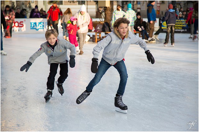 福岡県内のアイススケート場5選 1年中滑れる施設もあり